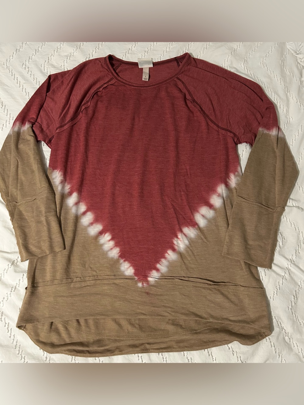 Knox Rose Women’s Round Neck Tie Dye Tan Maroon Raw Hem Knit Boho Hippie Large